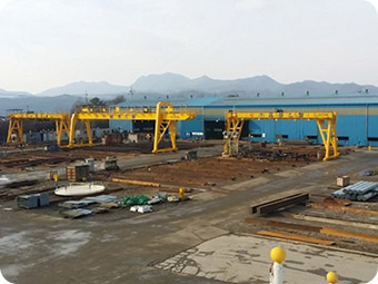 OUTDOOR FABRICATION FACILITY