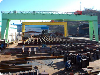 FABRICATION AREA